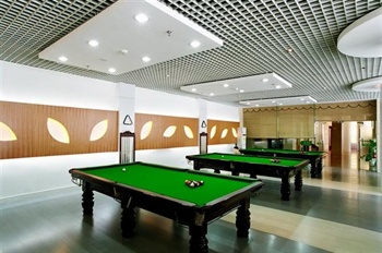 健身中心台球室