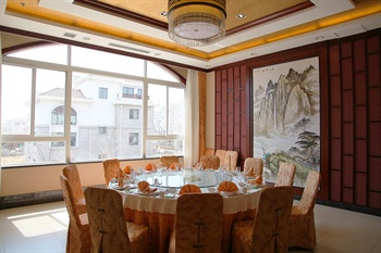 宽敞典雅的VIP雅间包房